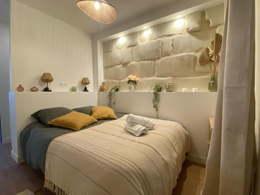 Duplex Cinema - Centre Historique Tours Apartment Luaran gambar