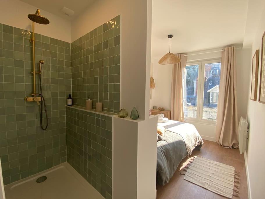 Duplex Cinema - Centre Historique Tours Apartment Luaran gambar